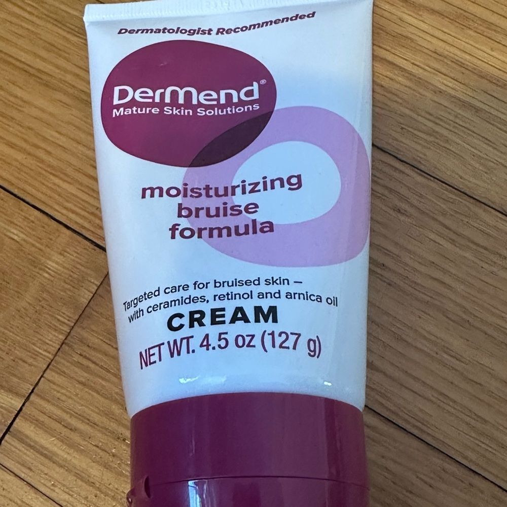 Dermend Mousturizing Bruise Formula